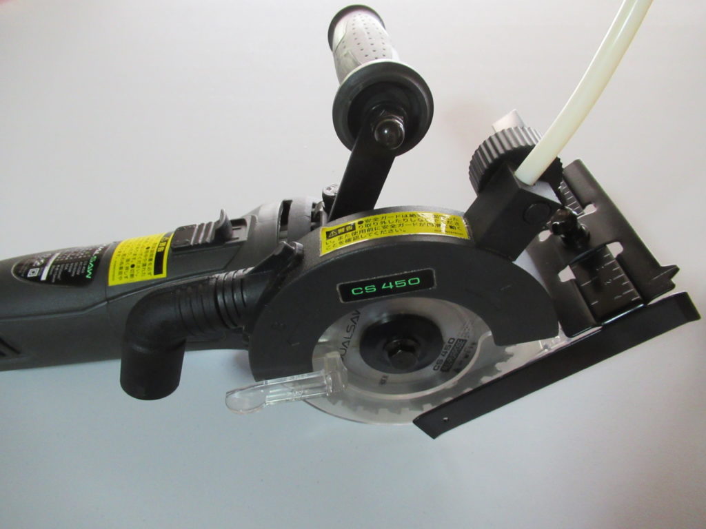 ベニヤ板をまっすぐ切る カットする 方法とその道具